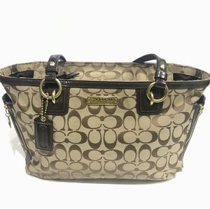 Coach Gallery Signature Tote/Handbag